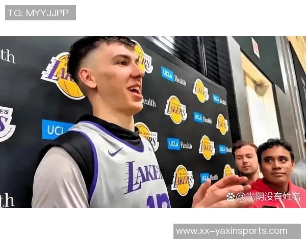 拉拉维亚回忆首次接詹姆斯传球时刻感慨从小就是他的忠实球迷